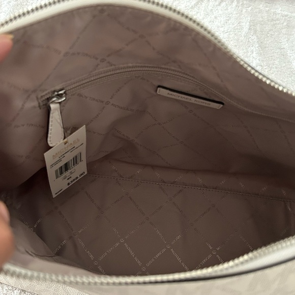 Michael Kors hobo bag - Picture 14 of 14